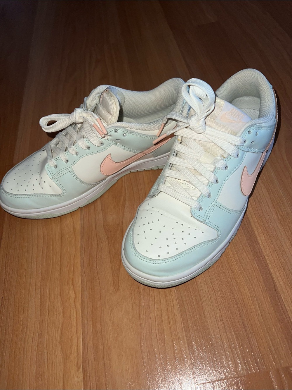 Nike dunk low barely green  Low-Top Sneakers